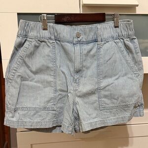 GAP Light Blue Pinstriped Cotton Women's Shorts